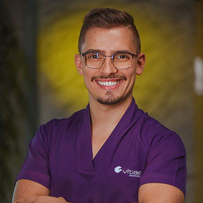 Dr. Eduardo Castro 